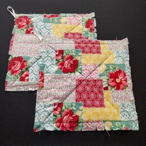 Pioneer Woman Raggy Potholders Handmade set of 2